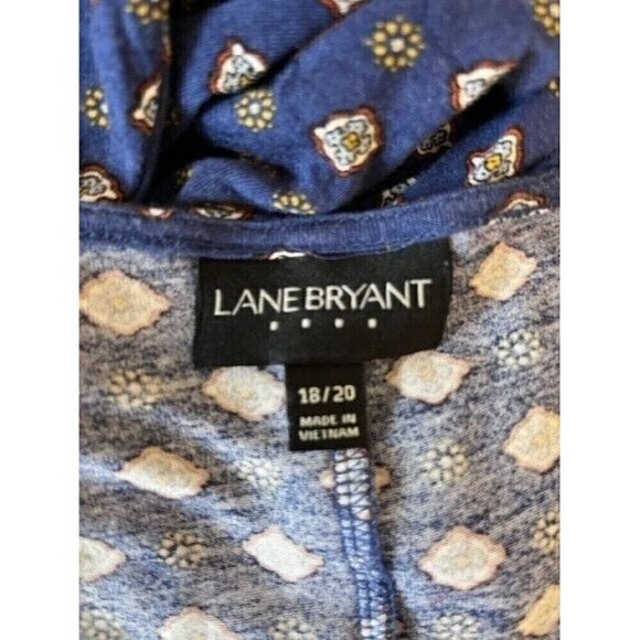 Lane Bryant Blue Medallion Vneck 3/4 Sleeve Peplum Blouse 18/20 - Picture 4 of 5